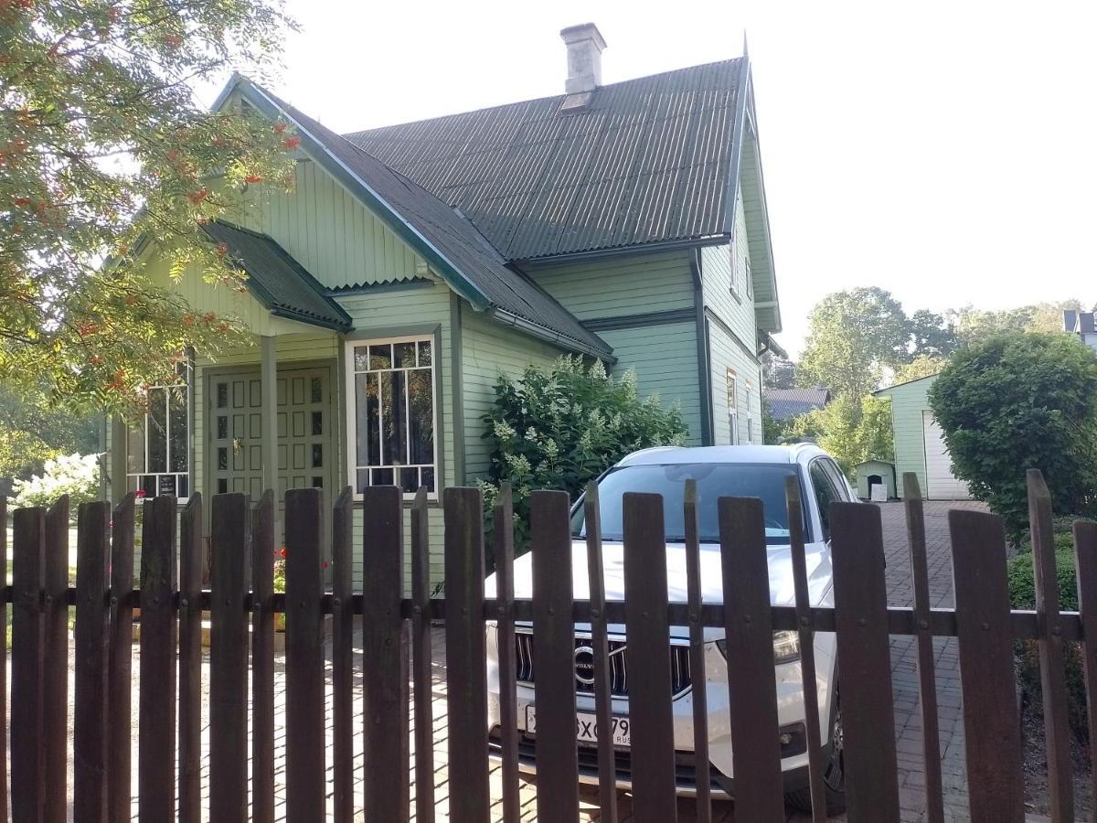 House, Garden & Sauna. Free Parking. Train Stop-200 M. Sea-1 Km. Jūrkalne Dış mekan fotoğraf